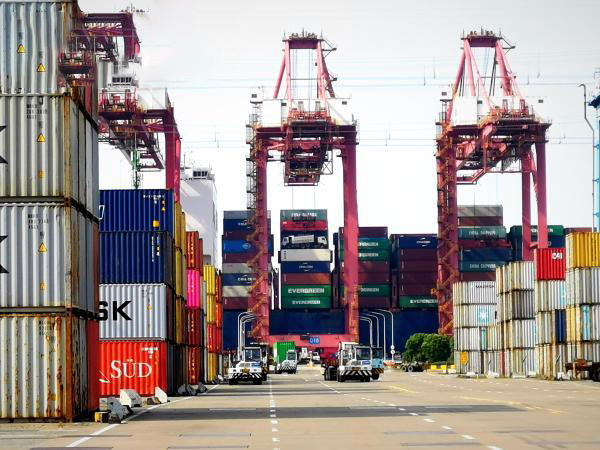 Yolun Ningbo iç ve dış ticaret entegrasyonu nasıl daha istikrarlı ve daha hızlı gidilir?